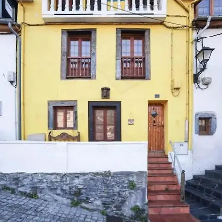 Ferienwohnung La Casina De La Pena Luarca Exterior foto