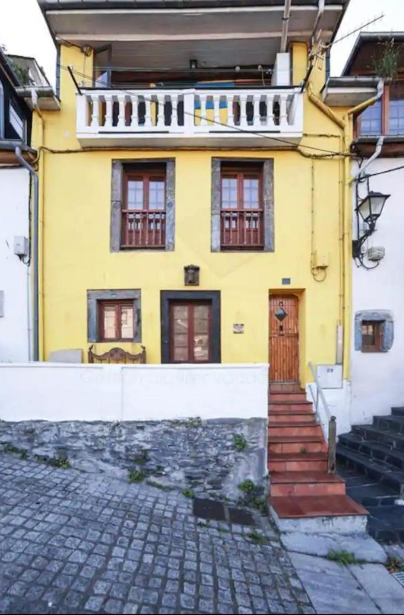 La Casina De La Pena Luarca
